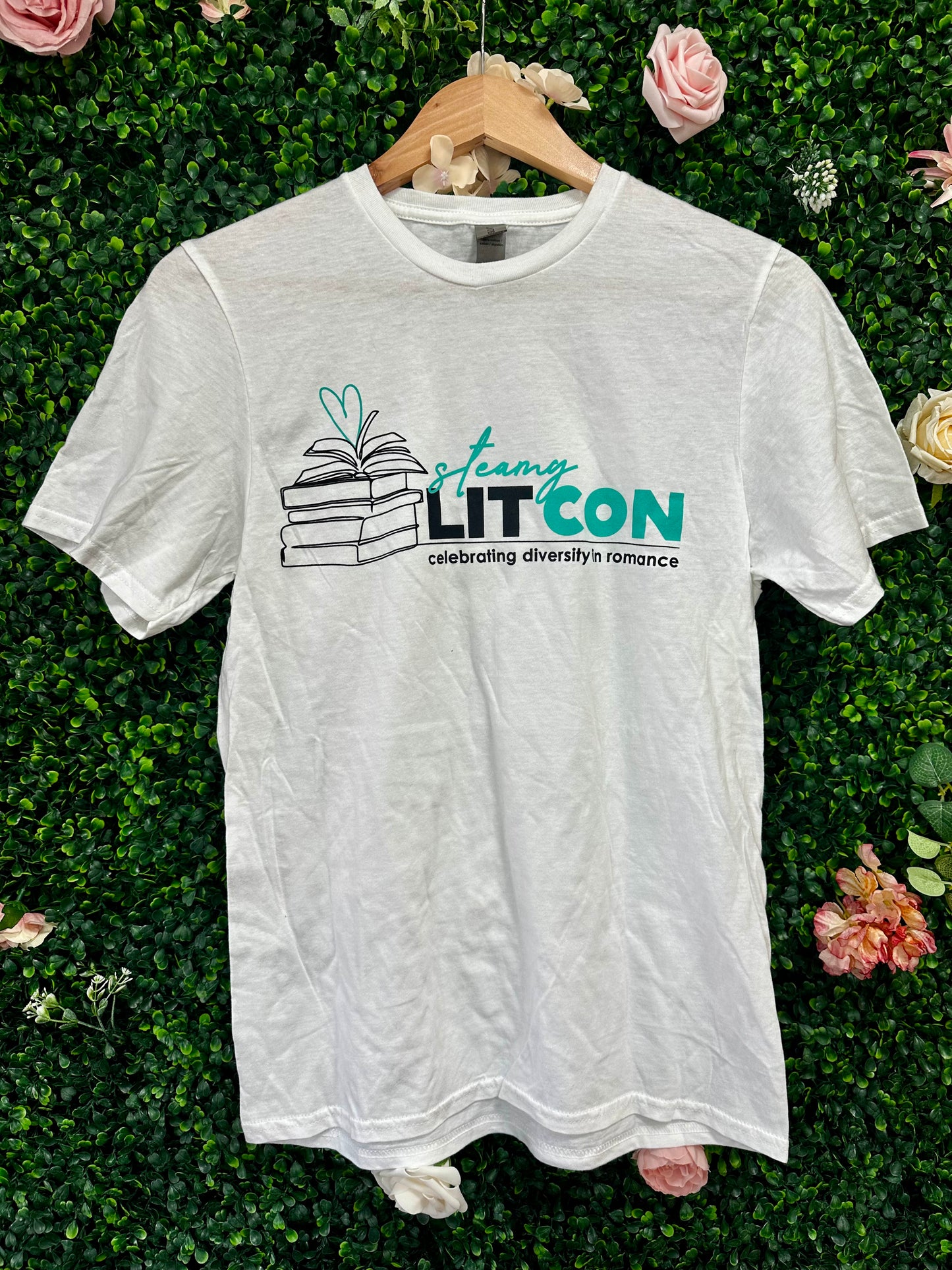 Steamy Lit Con Shirt 23'
